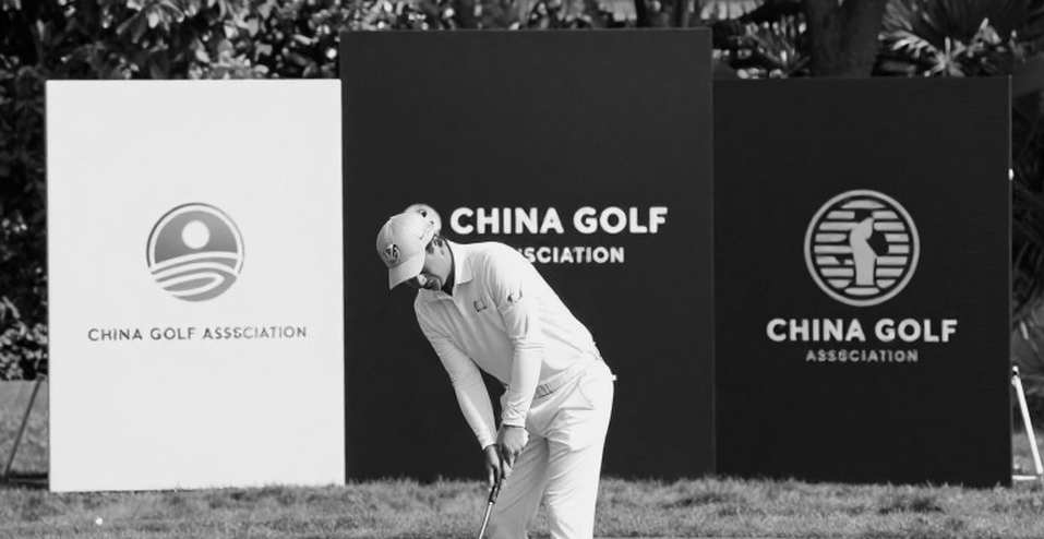 Tiếng Gió Trên Fairway: Hành Trình Của Một Golfer Việt Kiều Giữa Lòng Nước Mỹ Tiếng Gió Trên Fairway: Hành Trình Của Một Golfer Việt Kiều Giữa Lòng Nước Mỹ