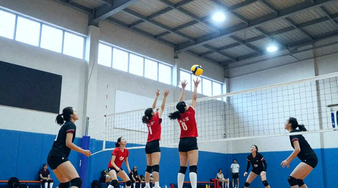 Số liệu bóng chuyền Việt Nam và khoảng trống niềm tin giữa sân đấu và trang báo