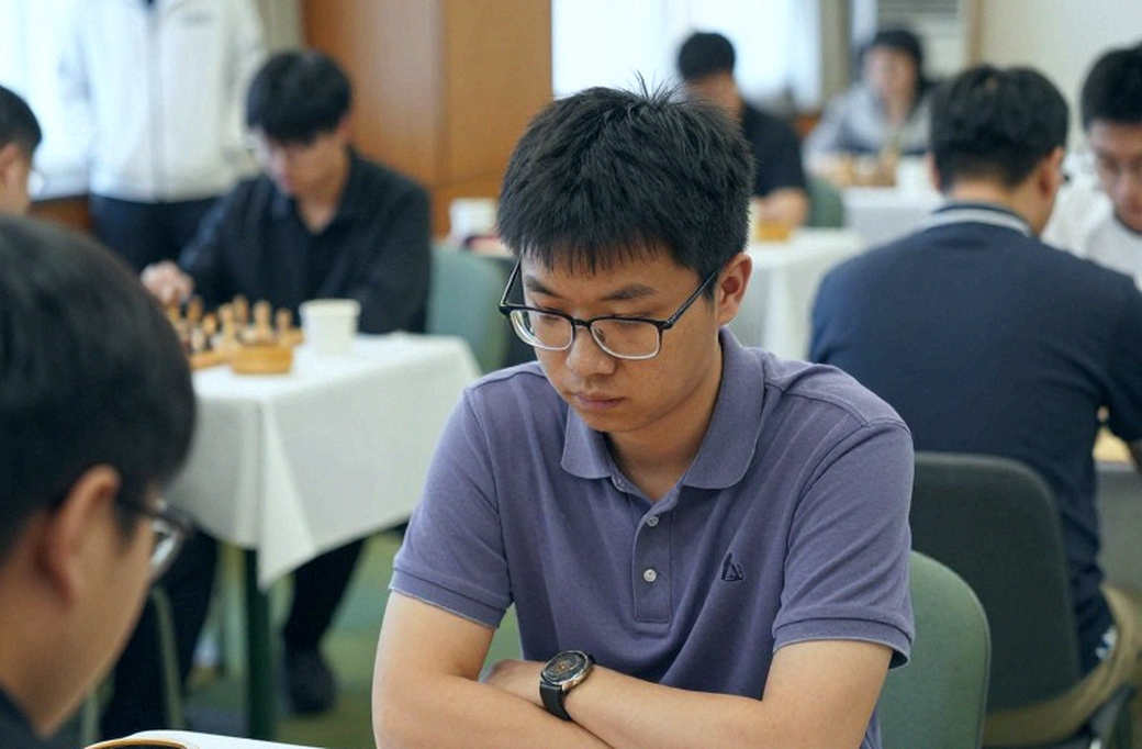 Faker lên tem bưu chính: ba tầng phê chuẩn thể chế và khoảng trống 2026–2026