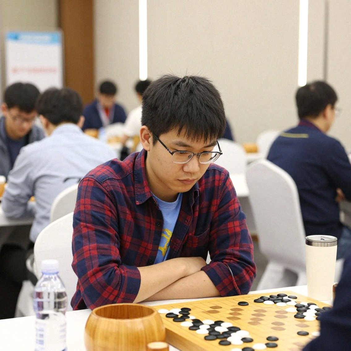 GCL 2026: Nepomniachtchi cho Carlsen một cú sốc trước khi vượt qua Sindarov trên đồng hồ GCL 2026: Nepomniachtchi cho Carlsen một cú sốc trước khi vượt qua Sindarov trên đồng hồ