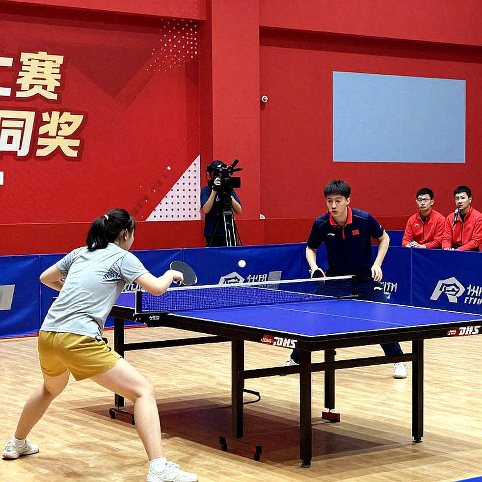 Timo Hennaut lội ngược dòng ở STIGA Masters U11: chức vô địch đầu tiên cho Bỉ và giới hạn của một bảng điểm