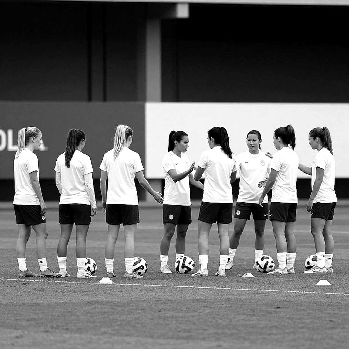 Bầu Thụy ứng cử Chủ tịch VFF 2026: bản đồ dữ liệu của một ghế quyền lực