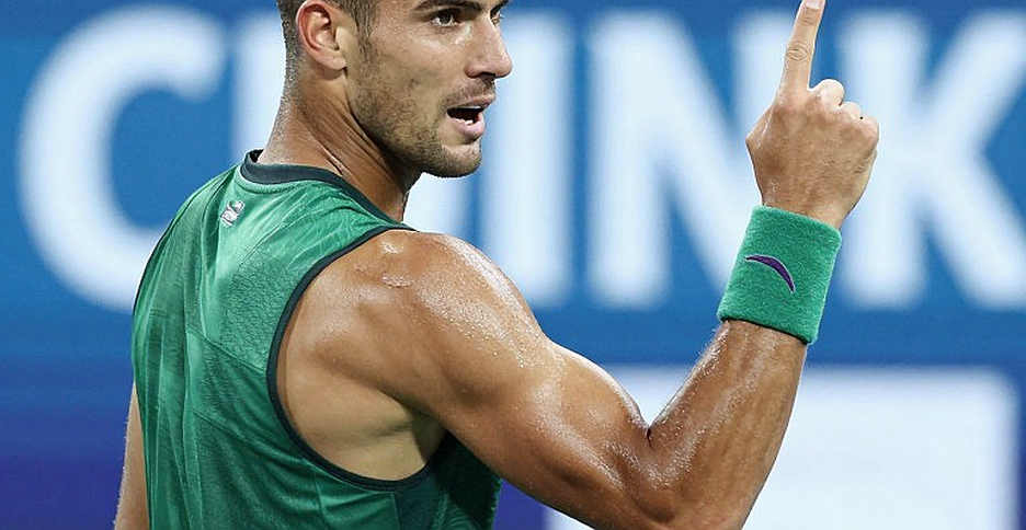 Sabalenka hạ Pegula ở New York: Kỷ lục tám chung kết Grand Slam sân cứng và bài toán thương mại phía sau