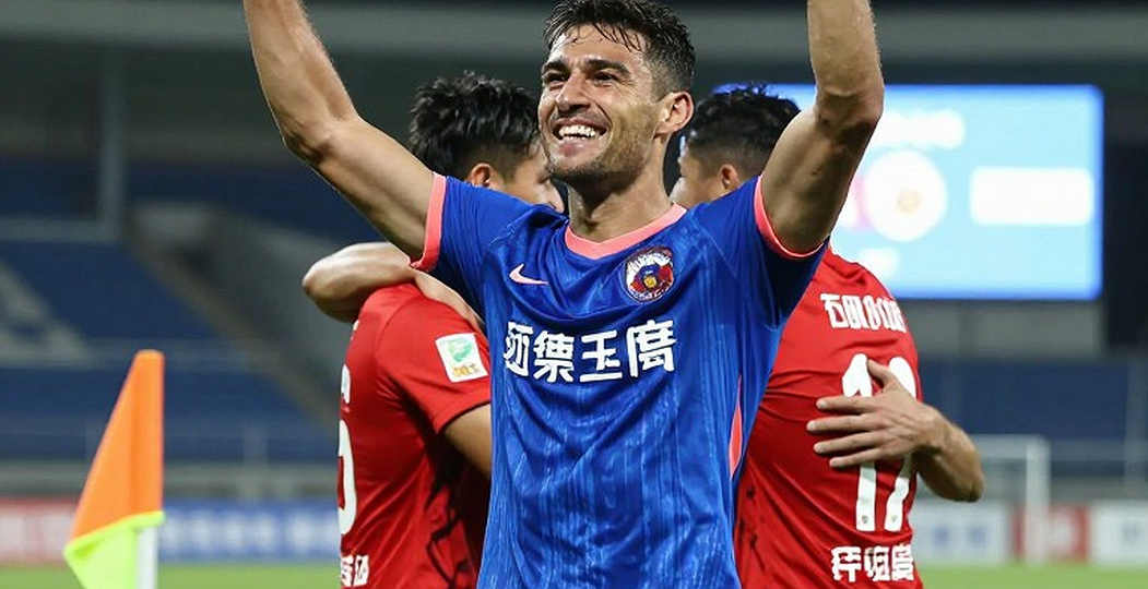 Adou Minh and Williams Minh Hoang: How the Two New Call-Ups Fit Vietnam's Tactical Puzzle Adou Minh and Williams Minh Hoang: How the Two New Call-Ups Fit Vietnam's Tactical Puzzle