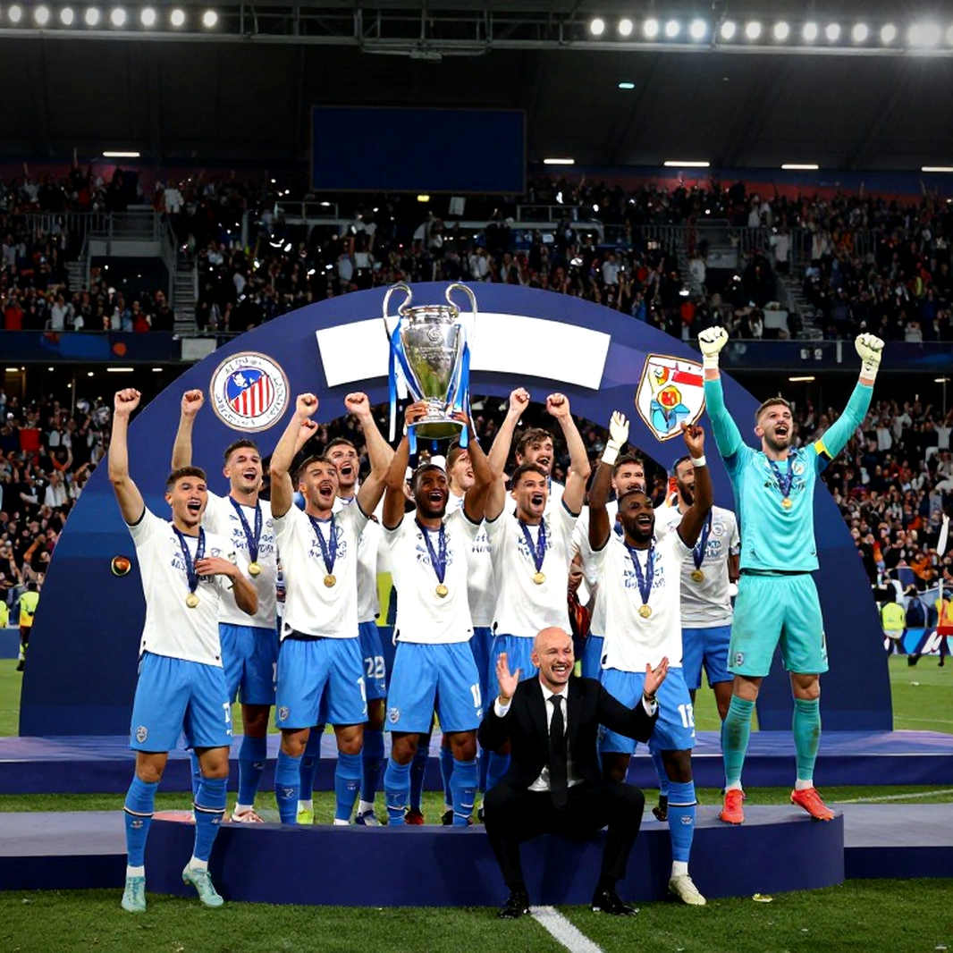 Phút 60 và hình học của những khoảng trống rỗng ở V-League Phút 60 và hình học của những khoảng trống rỗng ở V-League