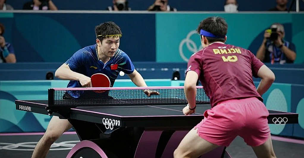 Đỉnh sớm, cao nguyên dài: khoảng cách thật của bóng bàn trẻ Nhật Bản